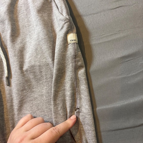 Vuori Performance Joggers Heather Grey Athletic Sweatpants Size Small - Picture 6 of 9